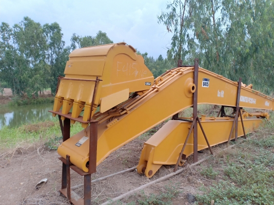 ชุดบูมอาร์มยาว 40 ฟุต KOMATSU PC120 ของใหม่จากนอก พึ่งนำเข้ามา อุปกรณ์ครบชุด