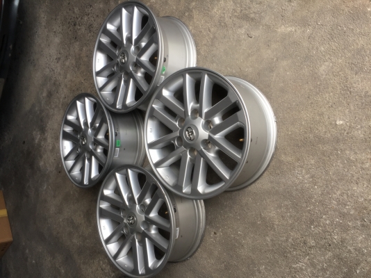 ชุดที่1 ล้อฟอจูนเนอร์17 ไม่เบียดไม่บิ่น สวยใสแบบนี้พี่ๆว่าไง โทร0879050181.ส่งได้.!