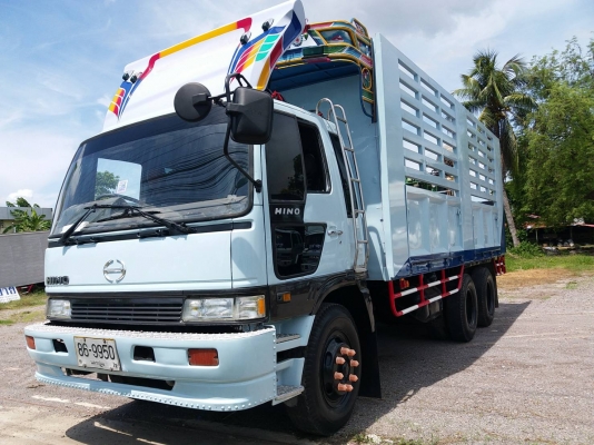 ขาย Hino 10 ล้อ (3H )195 แรง เพลาเดียว สวยพร้อมใช้ ราคา 630,000 สนใจ 089-5367218 081-4252943