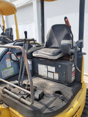 เคลียร์สต๊อค 3ตัน ขาย PC30MR-2 ปี2006 จากญี่ปุ่นแท้ๆ สภาพดีๆ 092-929-9942 ธีรเทพ เคลียร์สต๊อค 3ตัน ขาย PC30MR-2 ปี2006 จากญี่ปุ่นแท้ๆ สภาพดีๆ 092-929-9942 ธีรเทพ