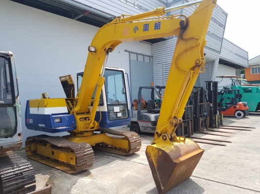 ขาย PC60-6#37823 จากญี่ปุ่น ไม่เคยใช้ในไทย เดิมๆ บอดี้สวย ช่วงล่างเต็ม ระบบดี ขาย PC60-6#37823 จากญี่ปุ่น ไม่เคยใช้ในไทย เดิมๆ บอดี้สวย ช่วงล่างเต็ม ระบบดี