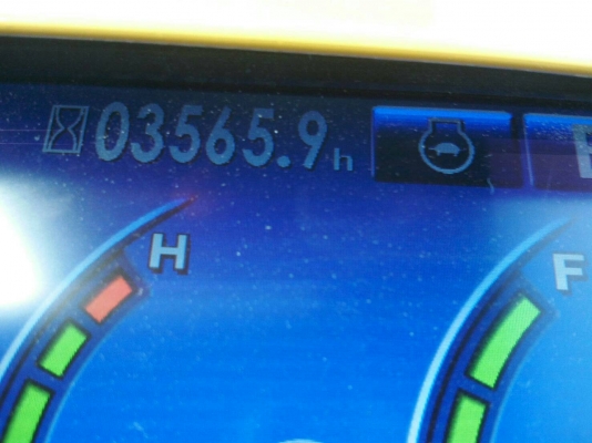 ขายดาวน์!! Komatsu PC200-8MO สภาพสวยค่ะ