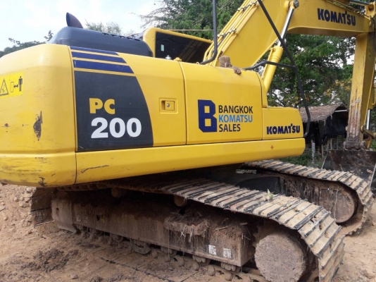 ขายดาวน์!! Komatsu PC200-8MO สภาพสวยค่ะ