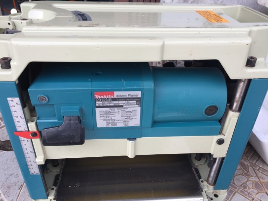 ขายเครื่องรีดไม้ MAKITA 2012NB มือสอง สภาพใหม่มากครับ ขายเครื่องรีดไม้ MAKITA 2012NB มือสอง สภาพใหม่มากครับ