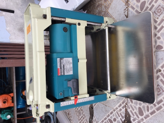 ขายเครื่องรีดไม้ MAKITA 2012NB มือสอง สภาพใหม่มากครับ