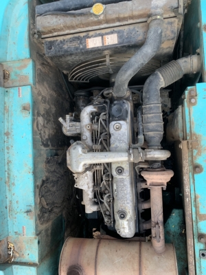 ขาย 795,000 บาท  KOBELCO SK 200 Mark 5 super  เก่านอก 2 ปี 12,xxx ชั่วโมง  มีลายแย๊ก เครื่องดี ปั้มแรง ไฟฟ้าครบ เอวแน่น ช่วงล่างสวย แอร์หนาว เอกสารเล่มทะเบียน. ป้ายแดงมามือเดียว รถพร้อมใช้งาน  รถอยู่  นครสววรค์ โทร 0626426323