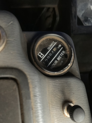 ขาย 795,000 บาท  KOBELCO SK 200 Mark 5 super  เก่านอก 2 ปี 12,xxx ชั่วโมง  มีลายแย๊ก เครื่องดี ปั้มแรง ไฟฟ้าครบ เอวแน่น ช่วงล่างสวย แอร์หนาว เอกสารเล่มทะเบียน. ป้ายแดงมามือเดียว รถพร้อมใช้งาน  รถอยู่  นครสววรค์ โทร 0626426323