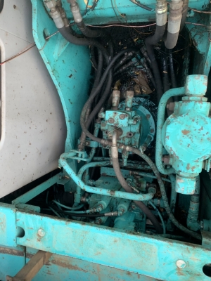 ขาย 795,000 บาท  KOBELCO SK 200 Mark 5 super  เก่านอก 2 ปี 12,xxx ชั่วโมง  มีลายแย๊ก เครื่องดี ปั้มแรง ไฟฟ้าครบ เอวแน่น ช่วงล่างสวย แอร์หนาว เอกสารเล่มทะเบียน. ป้ายแดงมามือเดียว รถพร้อมใช้งาน  รถอยู่  นครสววรค์ โทร 0626426323