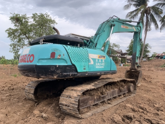 ขาย 795,000 บาท  KOBELCO SK 200 Mark 5 super  เก่านอก 2 ปี 12,xxx ชั่วโมง  มีลายแย๊ก เครื่องดี ปั้มแรง ไฟฟ้าครบ เอวแน่น ช่วงล่างสวย แอร์หนาว เอกสารเล่มทะเบียน. ป้ายแดงมามือเดียว รถพร้อมใช้งาน  รถอยู่  นครสววรค์ โทร 0626426323