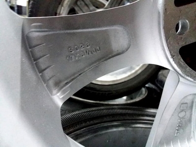 5500/4วง ล้อ17นิ้ว 5รู114 Enkei ET52.5 กว้าง 6.5   ใส่เก๋งกะบะได้หลายรุ่น ตจว จัดส่งครับ  -กด www.phongcar2481.com มีสินค้าอีก -โทร 092-567-7374 และ 091-816-4725 พี LINE: PC2481 -ตจว จัดส่งถึงบ้าน พร