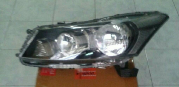 ขายไฟหน้าซีนอล Accord 2008 ด้านซ้าย