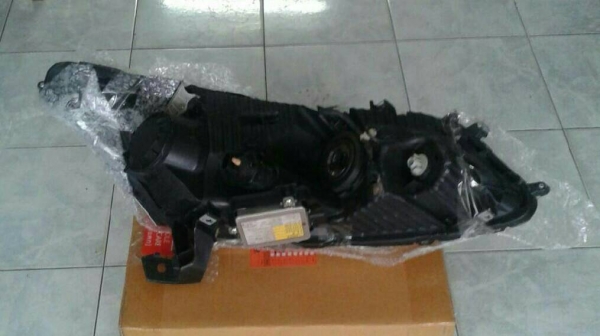 ขายไฟหน้าซีนอล Accord 2008 ด้านซ้าย ขายไฟหน้าซีนอล Accord 2008 ด้านซ้าย