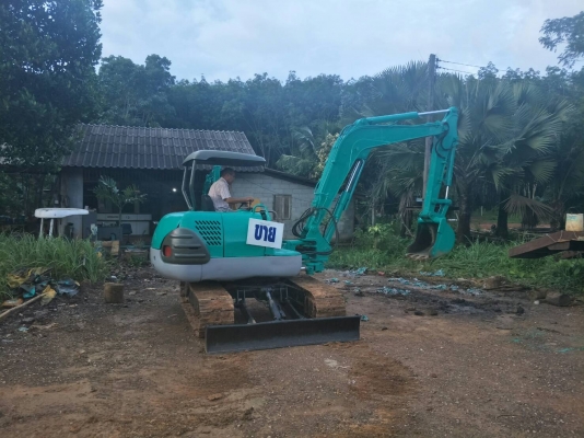 รถเก่านอก KOBELCO SK045 เอกสารอินวอย ทำเล่มได้เลย มีระบบหัวกระแทก ราคา 390000