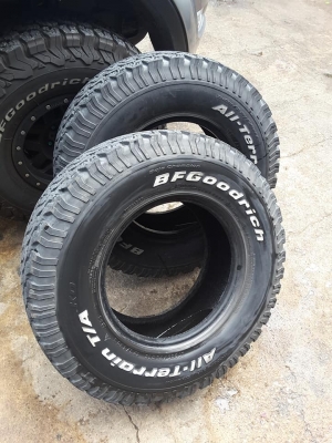 BF KO1 USA. 265-75-16 ปี14 สวยๆ มี 2 เส้น BF KO1 USA. 265-75-16 ปี14 สวยๆ มี 2 เส้น