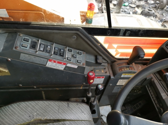 ขายเครน25t​ m6​ ปี97