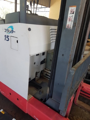 ด่วนรถไฟฟ้านิชิยู รุ่น75 ขนาด 1.5 ตันเสายกสูง 6 เมตร