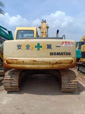 ขายจ้า..KOMATSU PC120-6 เก่านอกแท้  เดิมๆๆ  เครื่องปั๊มดี ใช้งานมา 3,xxx ชั่วโมง  พร้อมใช้ โทร 089-3818694 จ๊อย