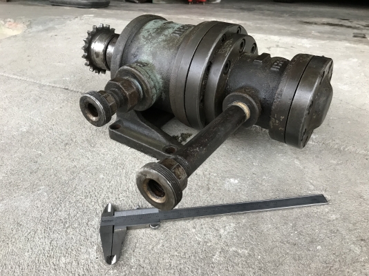 ขายหัวปั๊มน้ำมันไฮโดรลิค Nachi 2ตอน made in Japan ตัวใหญ่ ท่อ 1.5นิ้ว กับ 1นิ้ว สภาพสวย ถอดเครื่อง พร้อมใช้งาน ขายหัวปั๊มน้ำมันไฮโดรลิค Nachi 2ตอน made in Japan ตัวใหญ่ ท่อ 1.5นิ้ว กับ 1นิ้ว สภาพสวย ถอดเครื่อง พร้อมใช้งาน