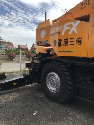 ขายเครน 25 ตัน M5 เซฟตี้ 100\%+พร้อมเล่มทะเบียน