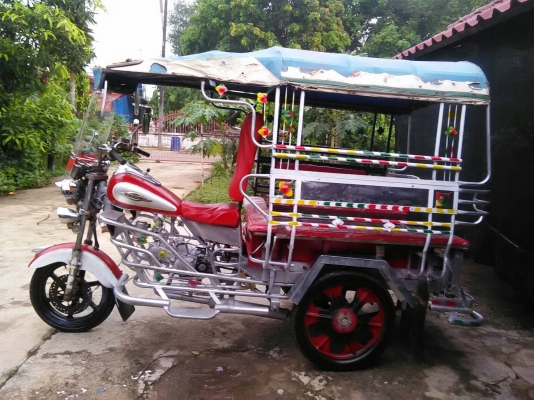 ขายสามล้อเครื่องสวย