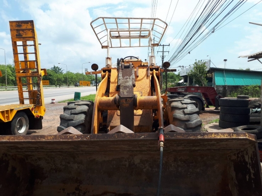 ขาย รถตัก KOMATSU 515 รถพร้อมใช้งาน เครื่องดี เกียร์ดี ยางสวย ราคาต่อรองได้ครับ