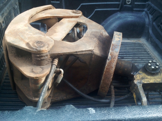 มือคีบไม้หมุนรอบ มือคีบไม้หมุนรอบ