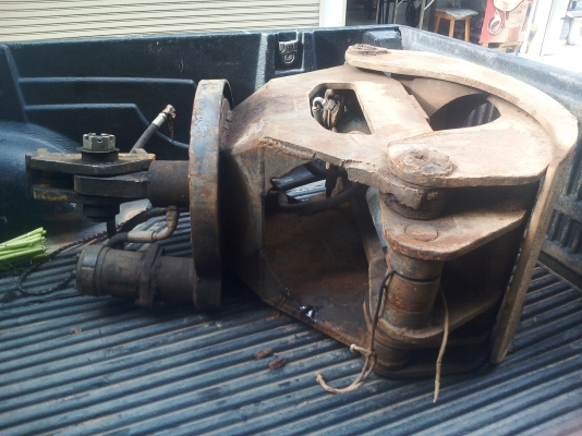 มือคีบไม้หมุนรอบ มือคีบไม้หมุนรอบ