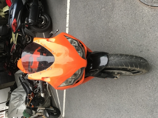 Honda cbr 400 ใส่แฟริ่งตัว1000 Honda cbr 400 ใส่แฟริ่งตัว1000