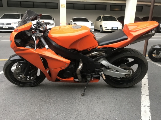 Honda cbr 400 ใส่แฟริ่งตัว1000 Honda cbr 400 ใส่แฟริ่งตัว1000