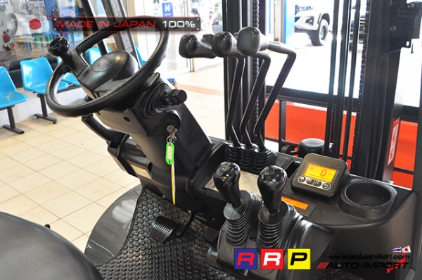 ขายรถโฟล์คลิฟท์มือสอง TOYOTA รุ่น 8FD18-13007 นำเข้าจากประเทศญี่ปุ่น 100\% ไม่เคยใช้งานในไทย