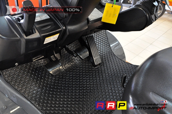 ขายรถโฟล์คลิฟท์มือสอง TOYOTA รุ่น 8FD18-13007 นำเข้าจากประเทศญี่ปุ่น 100\% ไม่เคยใช้งานในไทย