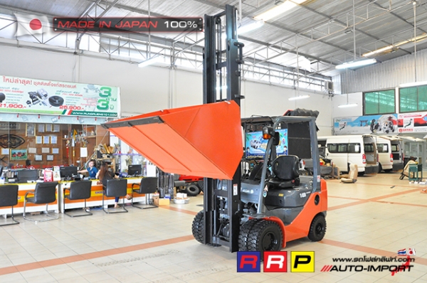 ขายรถโฟล์คลิฟท์มือสอง TOYOTA รุ่น 8FD18-13007 นำเข้าจากประเทศญี่ปุ่น 100\% ไม่เคยใช้งานในไทย