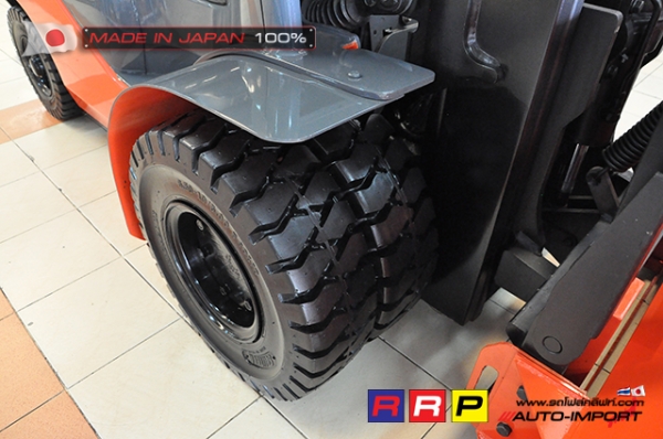 ขายรถโฟล์คลิฟท์มือสอง TOYOTA รุ่น 8FD18-13007 นำเข้าจากประเทศญี่ปุ่น 100\% ไม่เคยใช้งานในไทย