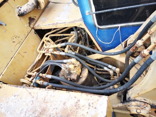 แม็คโคร120รุ่น3 ซูมิโตโม่ แทร็กดีสวย เครื่องติดได้ ขายตามสภาพ