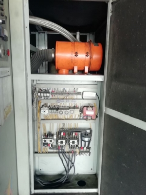 ขายปั๊มลมมือสองแบบสกรู  ยี่ห้อ Puma ขนาด 75 Hp  สภาพพร้อมใช้งาน