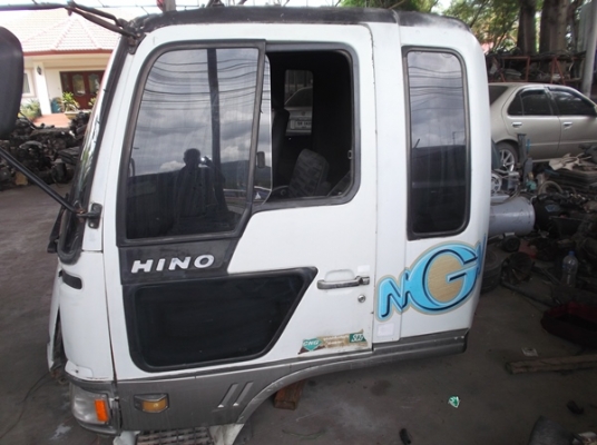 ขายหัวฮีโน่ 10 ล้อ หัวยกลง สภาพใช้ได้ มีผุ 1 จุด อุปกรณ์ครบ ขายหัวฮีโน่ 10 ล้อ หัวยกลง สภาพใช้ได้ มีผุ 1 จุด อุปกรณ์ครบ