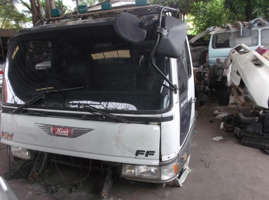 ขายหัวฮีโน่ 10 ล้อ หัวยกลง สภาพใช้ได้ มีผุ 1 จุด อุปกรณ์ครบ ขายหัวฮีโน่ 10 ล้อ หัวยกลง สภาพใช้ได้ มีผุ 1 จุด อุปกรณ์ครบ