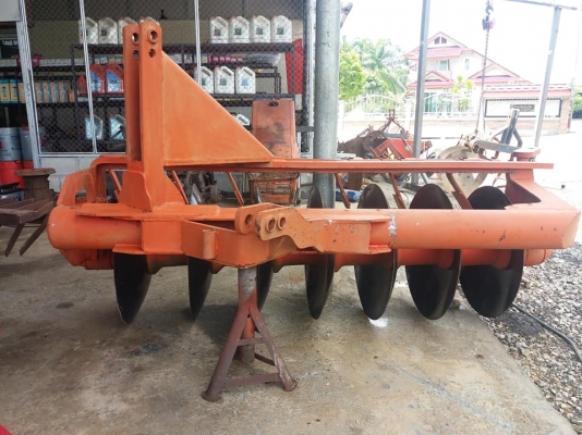 ขายผานพรวนKK ขนาด7*26 ใช้น้อยเก่าเก็บ  ราคา 28,500 บาท  สนใจติดต่อ 084-9997463