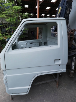 ขาย  หัวเก๋ง ISUZU NKR'85