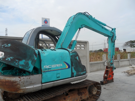 SK60-5 มารค์ไฟว์แถมหัวเจาะ KOBELCO (รถนอก นำเข้า ขายถูก)@620,000บาท (เทียบเท่าPC60) เครื่อง4สูบ4JB เครื่องดีปั่มแรง ไฟฟ้าครบ รถนอกเพิ่งนำเข้ามาใหม่ ยังไม่เคยใช้งานในเมืองไทย คอนโทรลน้ำมัน ปั้มนี้ว เครื่องดีปั้มเเรงเร็วแรงไม่โหลดพร้อมใช้ บูมอาร์มสวย ช่วงล่