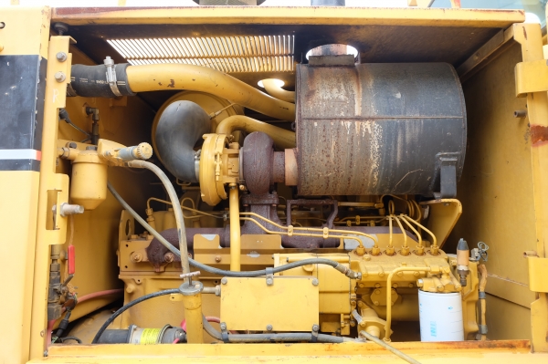 ขายรถเกรดเก่านอก CAT 12H ราคา 2,300,000 บาท ขายรถเกรดเก่านอก CAT 12H ราคา 2,300,000 บาท