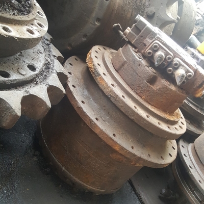 ตัวเดินรุ่น  CAT240