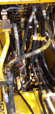 รถแมคโคร KOMATSU PC 130-6K  ติดไลน์แย๊กแล้ว พร้อมหัวแย๊ก รถใช้งานอยู่