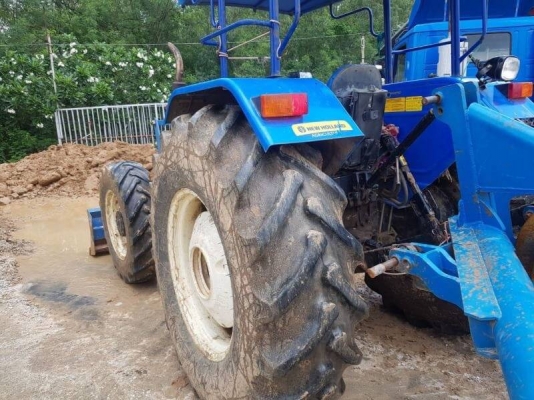 ขาย 380,000 รถไถ 2 เพลา NEWHOLLAND TT75 ทำงาน 1,800 ชม เครื่องดี เกัยร์แรง ยางสวย สภาพพร้อมใช้ เอกสา
