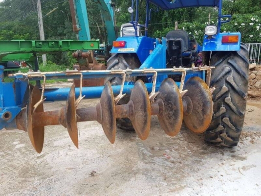 ขาย 380,000 รถไถ 2 เพลา NEWHOLLAND TT75 ทำงาน 1,800 ชม เครื่องดี เกัยร์แรง ยางสวย สภาพพร้อมใช้ เอกสา