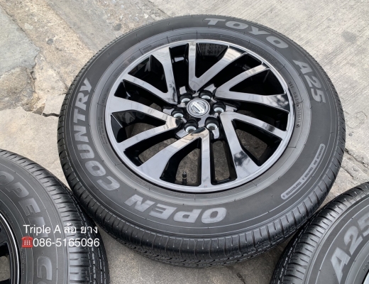 ล้อแม็กป้ายแดง Nissan Navara Caliber NP300 Black Edition ขอบ 18 พร้อมยางป้ายแดง 255-60-18 Toyo ปี 18 แม็กสวย ตุ่มชัดทุกเส้น