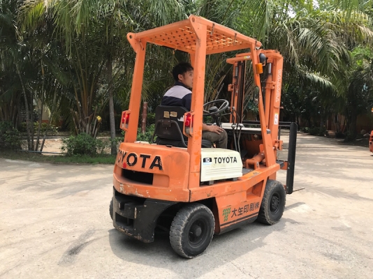 ขายFORKLIFT TOTOTA รุ่น4FG10(1ตัน) สวยเดิมจากญี่ปุ่น ยังไม่เคยใช้ในไทย 95,000เท่านั้น!!