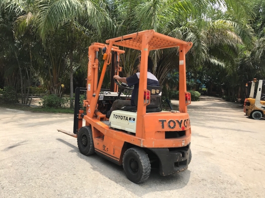 ขายFORKLIFT TOTOTA รุ่น4FG10(1ตัน) สวยเดิมจากญี่ปุ่น ยังไม่เคยใช้ในไทย 95,000เท่านั้น!!