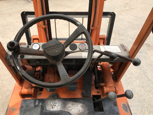 ขายFORKLIFT TOTOTA รุ่น4FG10(1ตัน) สวยเดิมจากญี่ปุ่น ยังไม่เคยใช้ในไทย 95,000เท่านั้น!!