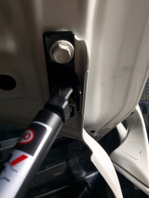 ขายโช๊คค้ำฝากระโปรงหน้ารถตู้ TOYOTA รุ่น ALPHARD ปี08 ขายโช๊คค้ำฝากระโปรงหน้ารถตู้ TOYOTA รุ่น ALPHARD ปี08